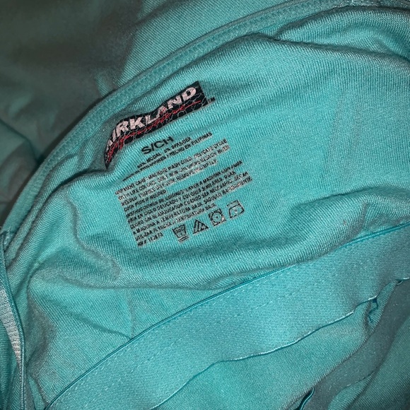 🔥 3/$20 Teal Camisole with Built-in Bra - Picture 3 of 3